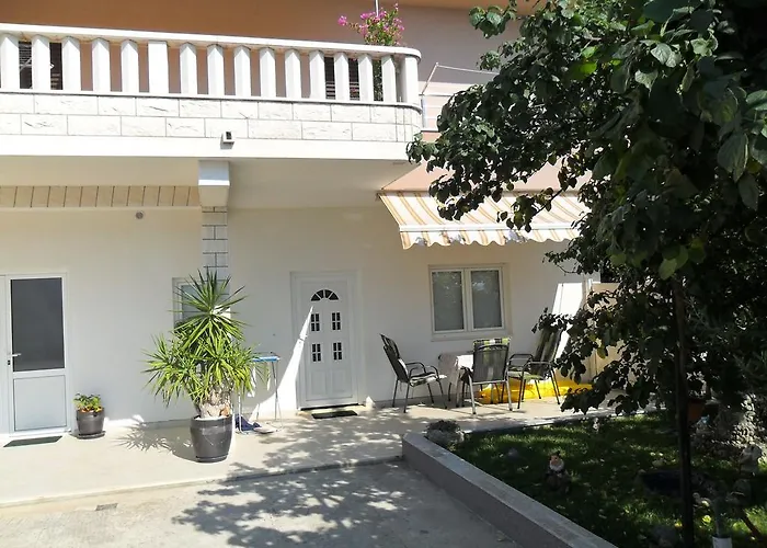 شقة Soda تروغير